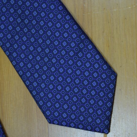 $490 New BRIONI Navy Blue Aqua Micro Squares Geometric Handmade Silk Neck Tie - Picture 16 of 16